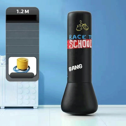 Oppblåsbar boksetumbler for barn