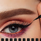 🥳2026 VARMT SALG🥳💞50 000+ SOLGT!👁️💧 KJØP 1 FÅ 1 GRATIS! Vannfast flytende eyeliner – Ultrafin tupp, hurtigtørkende, holder i 12 timer. Ingen flekker, ingen falming. Mild mot øynene. 🖌️✨