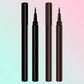 🥳2026 VARMT SALG🥳💞50 000+ SOLGT!👁️💧 KJØP 1 FÅ 1 GRATIS! Vannfast flytende eyeliner – Ultrafin tupp, hurtigtørkende, holder i 12 timer. Ingen flekker, ingen falming. Mild mot øynene. 🖌️✨