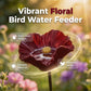 Livlig blomsterfarget fuglevannsmater
